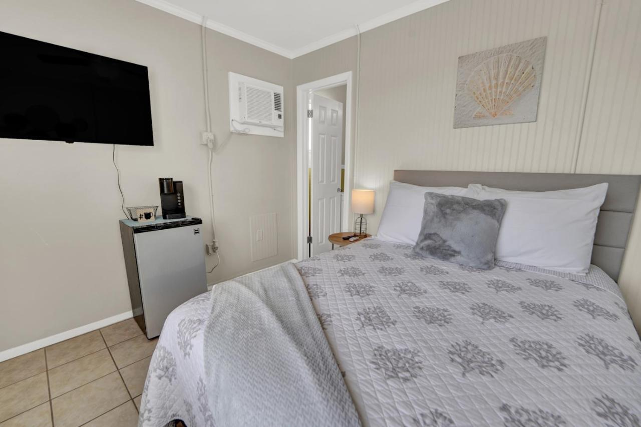 Sea Foam Suites Lower Grand Lagoon Esterno foto